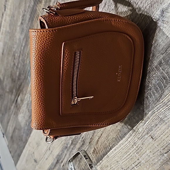 Kedzie Mini Messenger Cell Phone Bag - Picture 4 of 13